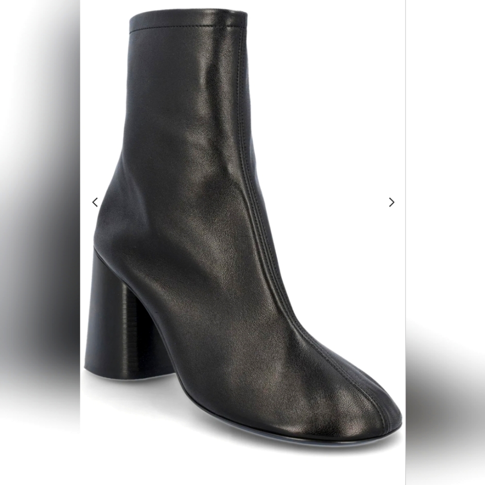 Balenciaga Round-Toe Glove Boots